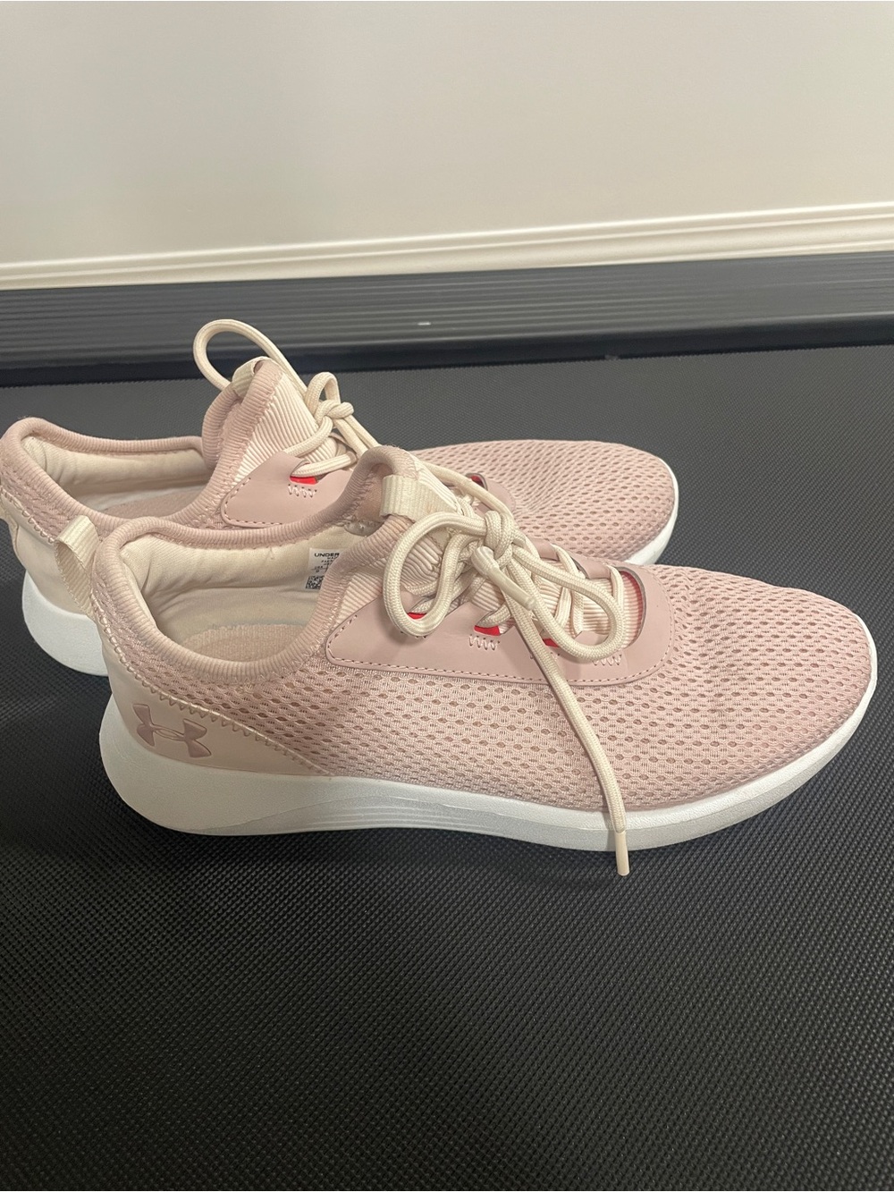 Under Armour Women’s Pink Lightweight Athletic Sneakers